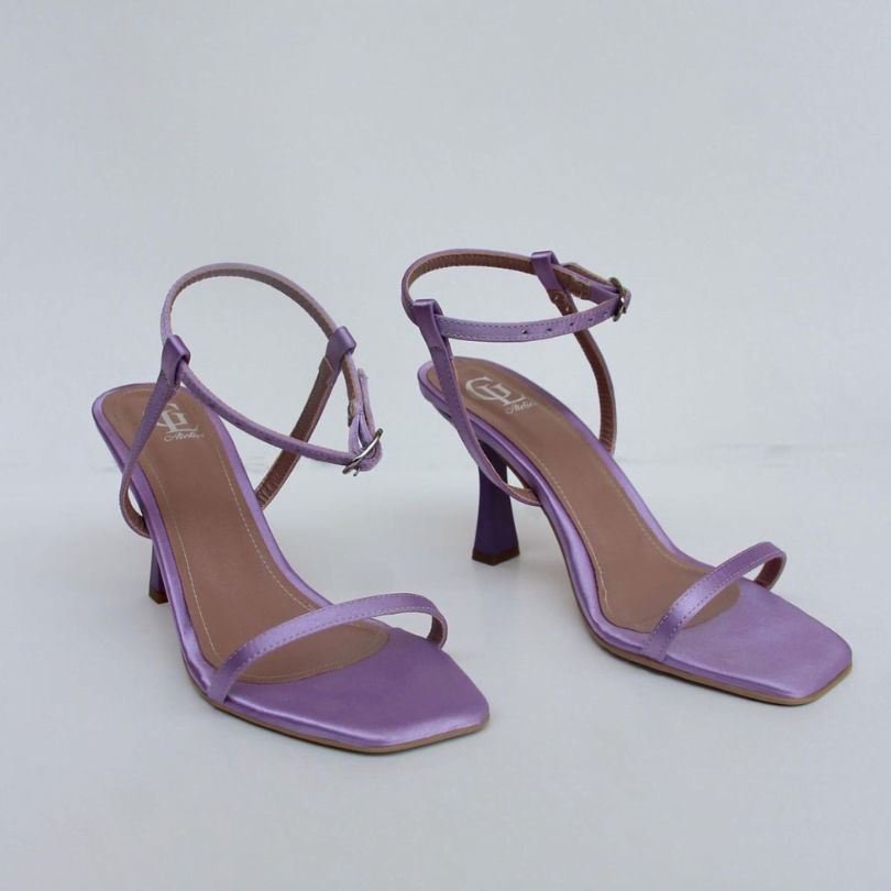 Pia summer sandals in light purple