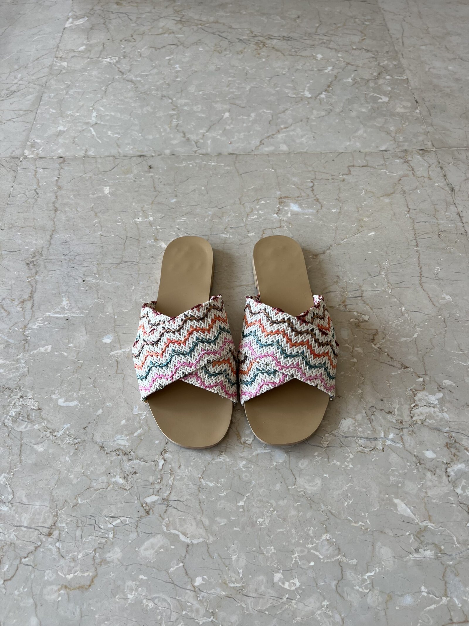 Cilia Summer Flats - Light Wave